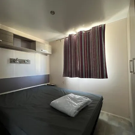 Convivial 26 M² Piscine Feriehus *